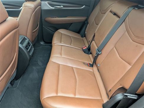 Certified 2023 Cadillac XT5 Premium Luxury image 21