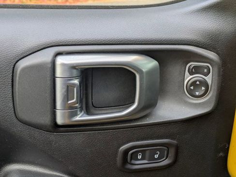 Used 2018 Jeep Wrangler Rubicon image 11