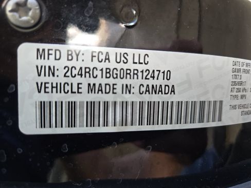Used 2024 Chrysler Pacifica Touring-L FWD image 39