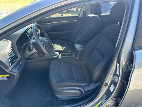 Used 2018 Hyundai Elantra SEL image 14