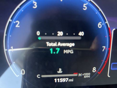 Used 2025 Toyota Highlander Platinum image 11