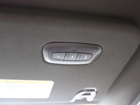 Used 2024 Jeep Wagoneer Series II image 59