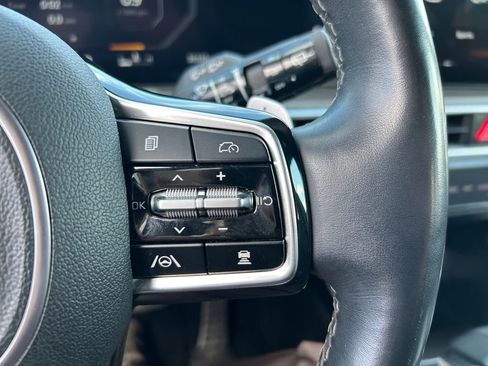 Certified 2024 Kia Sorento SX Prestige AWD/4WD image 18