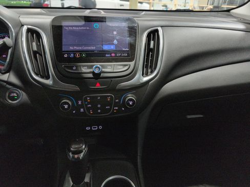 Used 2019 Chevrolet Equinox LT image 13