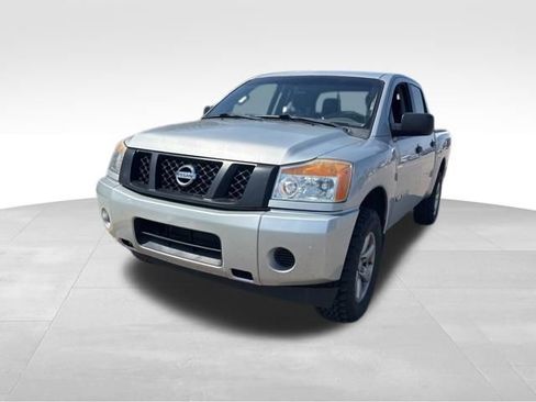 Used 2014 Nissan Titan S AWD/4WD image 1