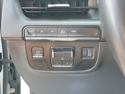 Used 2022 Cadillac Escalade Sport AWD/4WD image 21