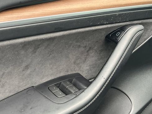 Used 2023 Tesla Model 3 Performance image 13