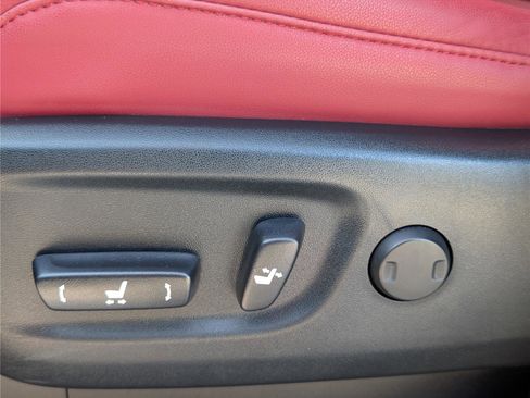 Used 2023 Lexus GX 460 Premium w/ Premium Package image 22