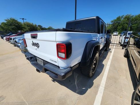 Used 2020 Jeep Gladiator Sport w/ Quick Order Package 24S AWD/4WD image 4