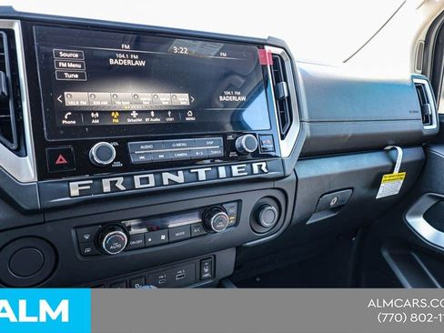 Certified 2025 Nissan Frontier SV w/ SV Convenience Package RWD image 38