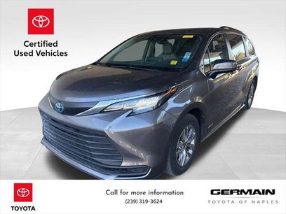 Certified 2021 Toyota Sienna LE w/ LE Plus Package