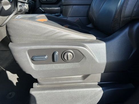 Used 2023 GMC Sierra 2500 AT4 w/ AT4 Premium Plus Package image 14