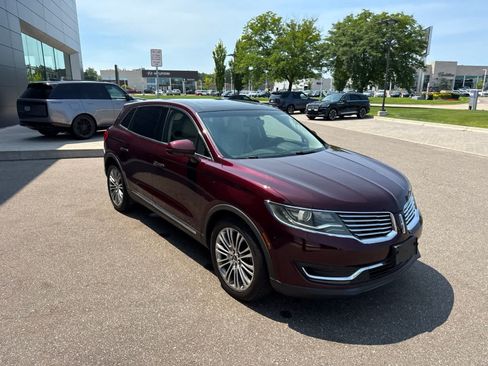 Used 2017 Lincoln MKX Reserve FWD image 7