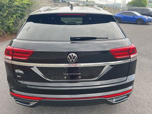 Used 2023 Volkswagen Atlas Cross Sport SE image 11