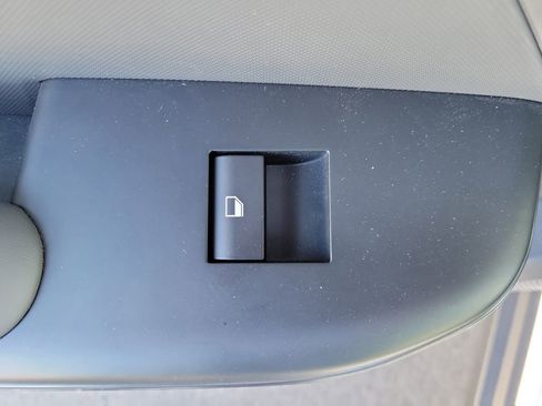 Used 2025 Kia K4 LXS image 15