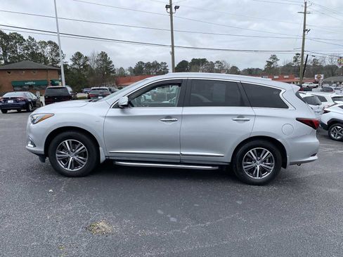 Used 2020 INFINITI QX60 Luxe w/ Essential Package image 8