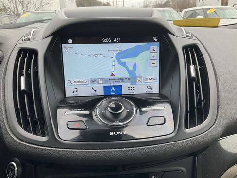 Used 2019 Ford Escape Titanium image 23