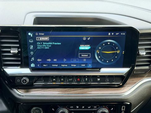 Used 2024 Chevrolet Silverado 1500 LT image 28