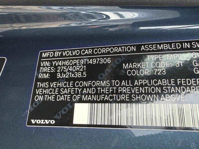 New 2026 Volvo XC90 T8 Plus w/ Protection Package Premier AWD/4WD image 18
