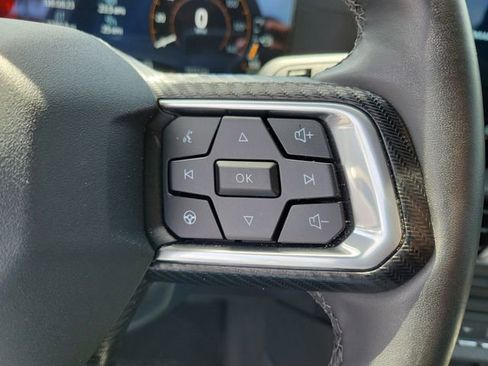 Used 2025 Ford Mustang Coupe RWD image 17