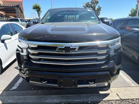 Used 2024 Chevrolet Silverado 1500 High Country AWD/4WD image 19