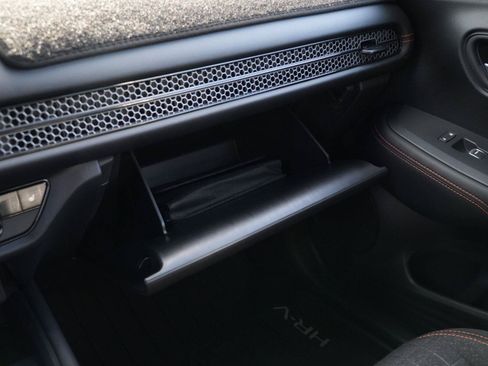 Used 2025 Honda HR-V Sport image 27