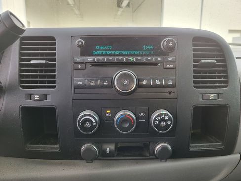 Used 2013 Chevrolet Silverado 1500 LS image 20