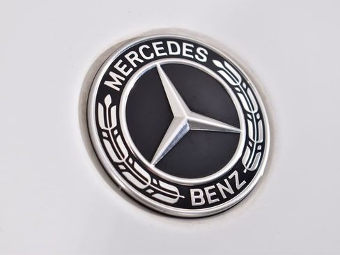 Certified 2022 Mercedes-Benz GLC 300 4MATIC image 10