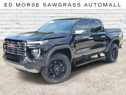 Certified 2024 GMC Canyon Denali w/ LPO, Denali Black Edition AWD/4WD image 1