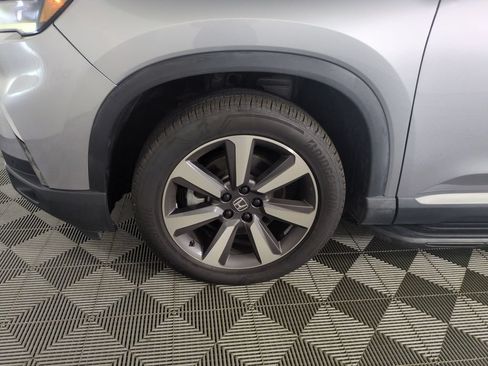 Certified 2023 Honda Pilot Touring image 30