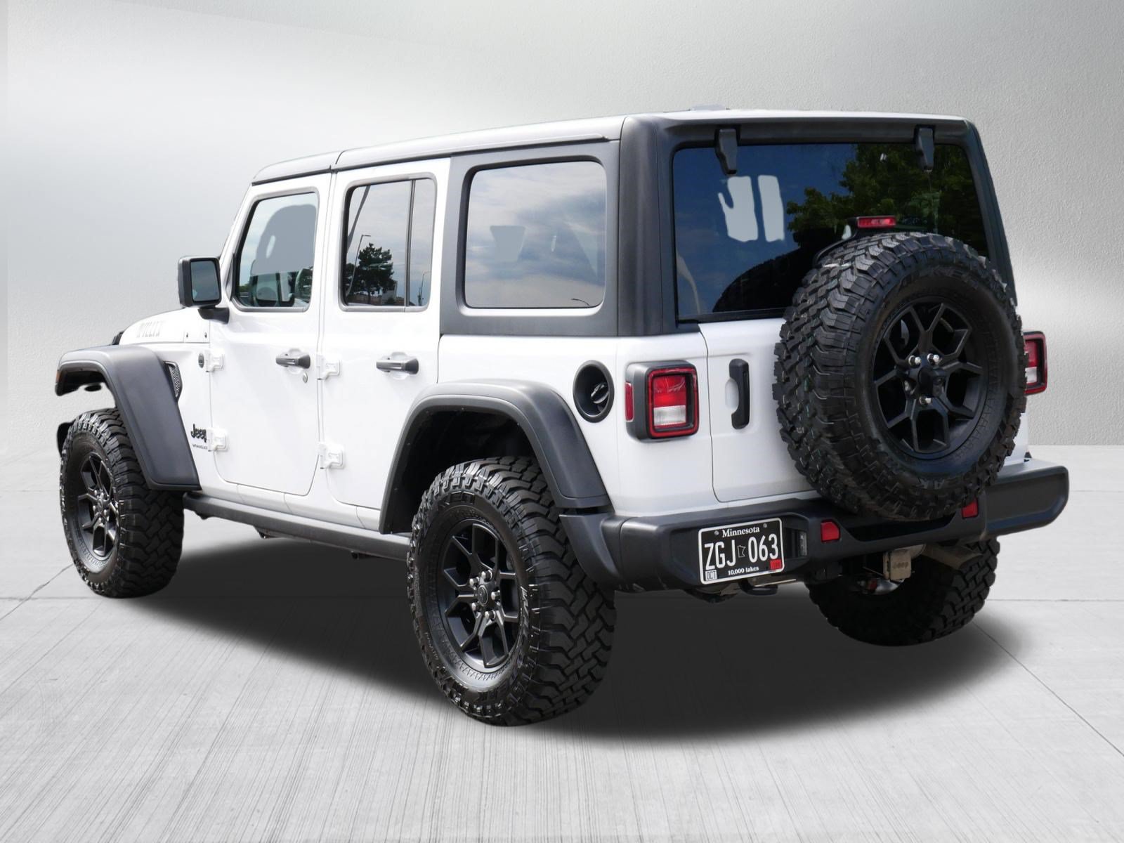 Used 2024 Jeep Wrangler Unlimited Sport AWD/4WD image 5