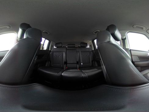 Used 2025 Hyundai Santa Fe SEL AWD/4WD image 45