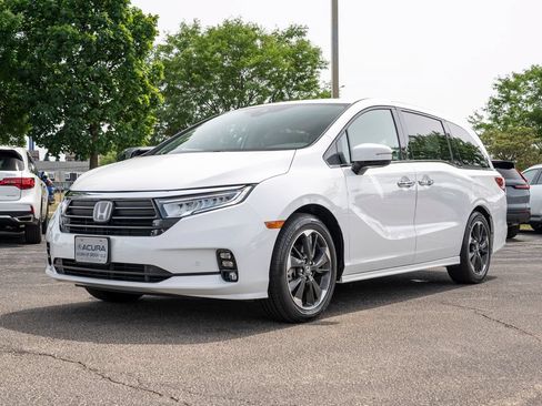 Used 2024 Honda Odyssey Elite image 6
