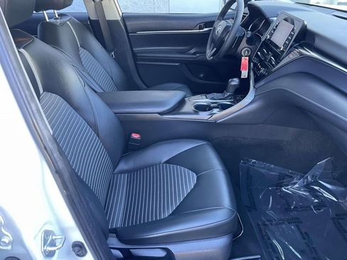 Used 2024 Toyota Camry SE image 45