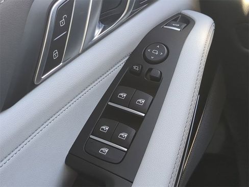 New 2026 BMW X5 xDrive40i w/ Executive Package image 25