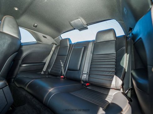 Used 2014 Dodge Challenger R/T RWD image 32