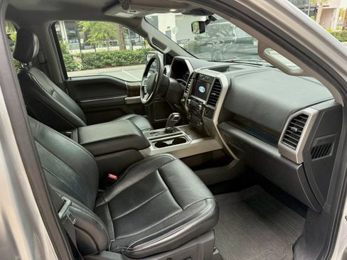 Used 2019 Ford F150 Lariat RWD image 14