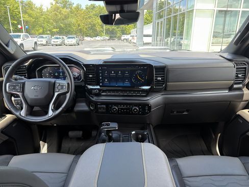 Used 2026 Chevrolet Silverado 1500 ZR2 AWD/4WD image 12