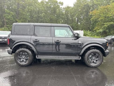 New 2025 Ford Bronco Outer Banks image 6