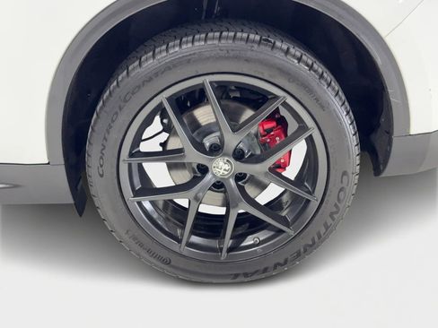 Used 2020 Alfa Romeo Stelvio w/ Nero Edizione image 50