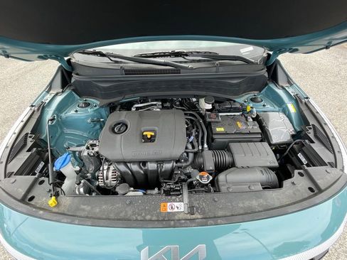 New 2026 Kia Seltos S FWD image 32