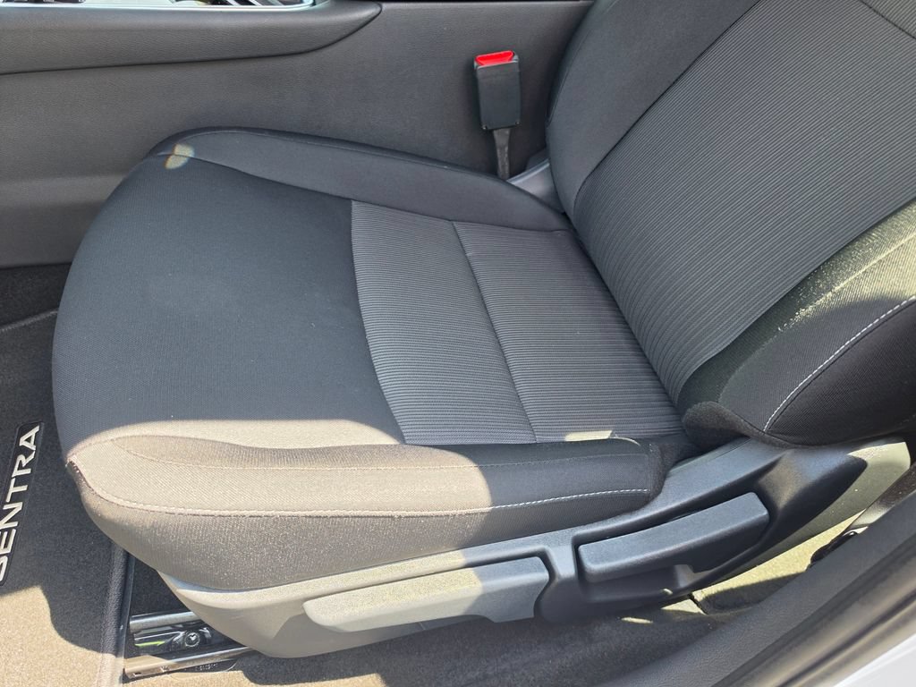 Certified 2025 Nissan Sentra SV w/ All-Weather Package FWD image 13