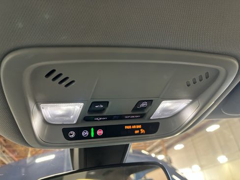 Used 2022 Chevrolet Malibu LT FWD image 31
