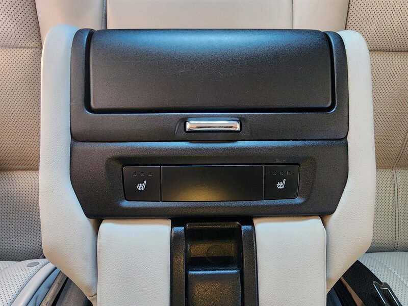 Used 2022 Lexus RX 350L Luxury w/ Accessory Package (Z1) AWD/4WD image 93