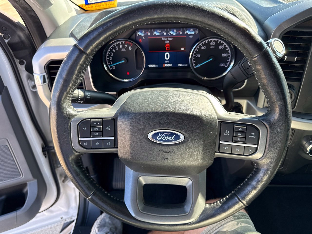 Used 2022 Ford F150 XLT w/ Equipment Group 301A Mid RWD image 21