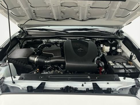 Used 2023 Toyota Tacoma SR image 18