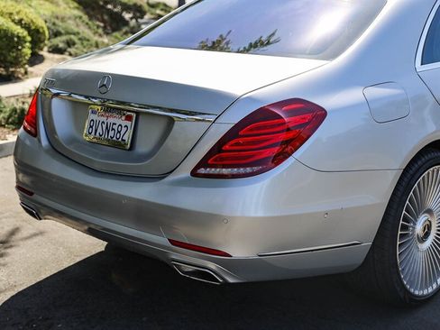 Used 2016 Mercedes-Benz S 550 Sedan image 14