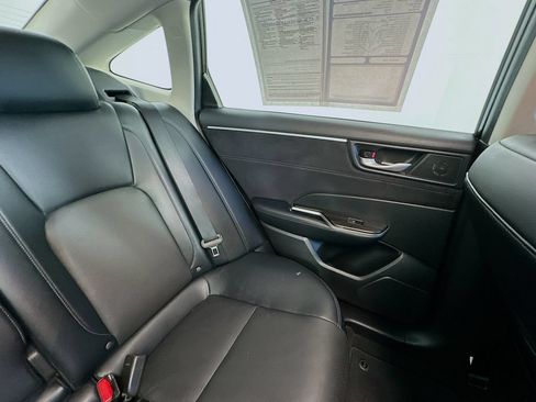 Used 2018 Honda Clarity Touring image 14