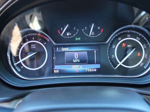 Used 2016 Buick Regal image 21