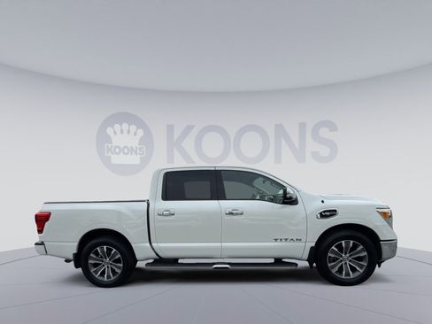 Used 2017 Nissan Titan SL image 8
